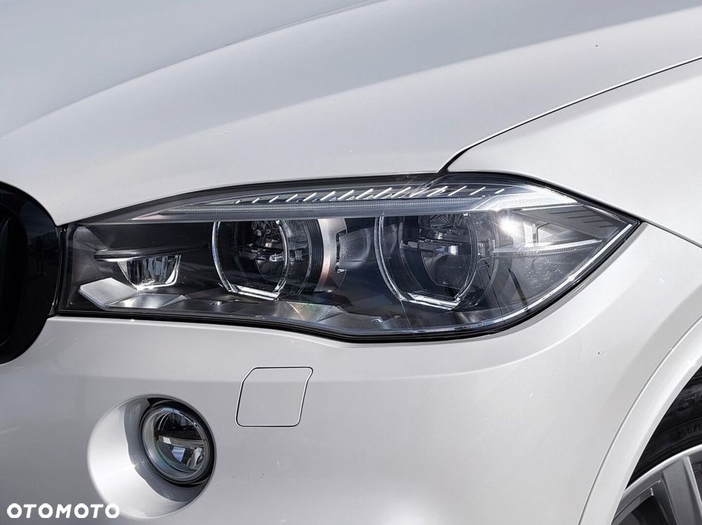 BMW X5 M M50d - 10
