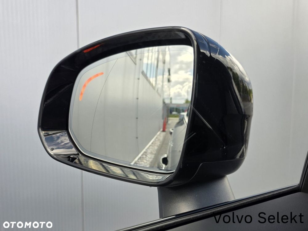 Volvo XC 90 - 40