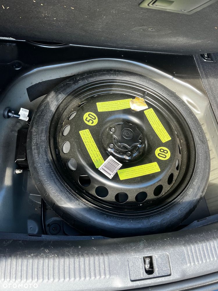 Audi A4 Limousine - 37