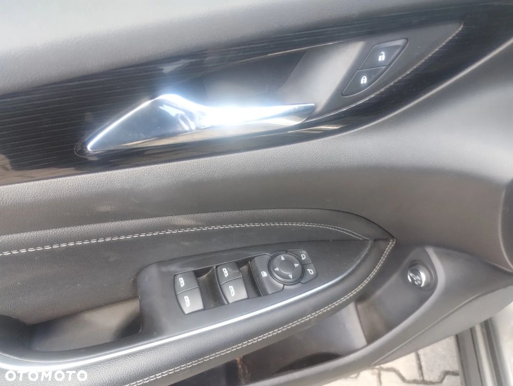 Opel Insignia 2.0 CDTI automatik Sport - 15