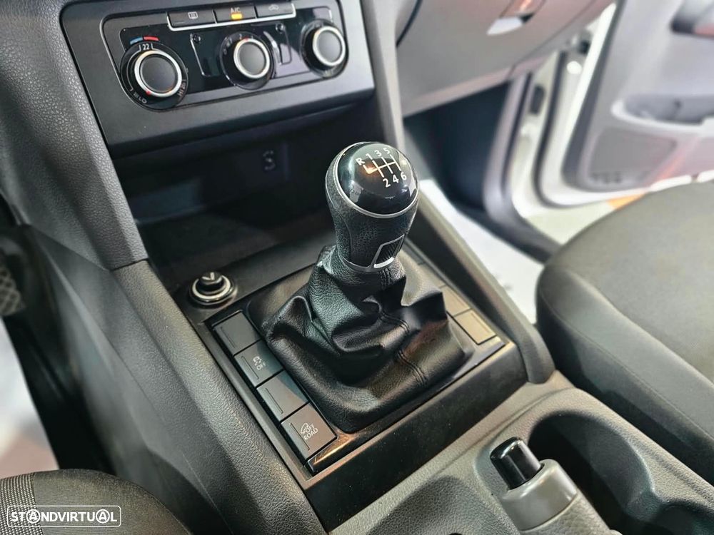 VW Amarok 2.0 TDi CD Extra AC CM 2WD - 18