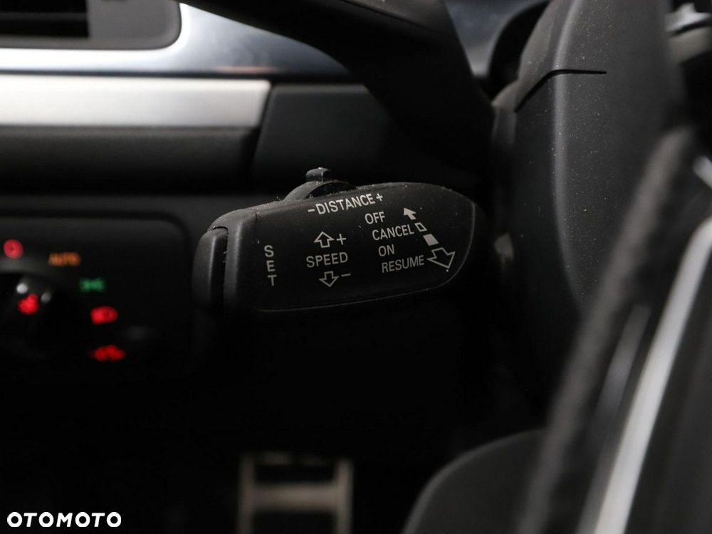 Audi A6 Avant 2.0 TDI quattro S tronic - 32