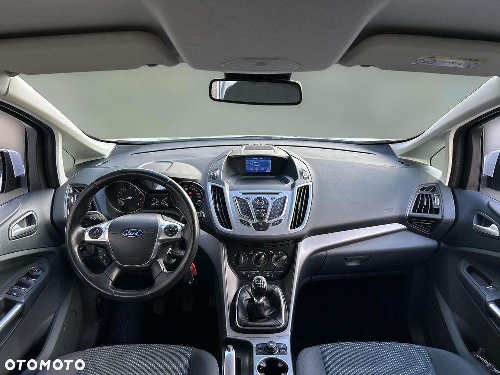 Ford Grand C-MAX - 10