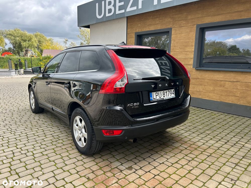 Volvo XC 60 D3 Momentum - 20