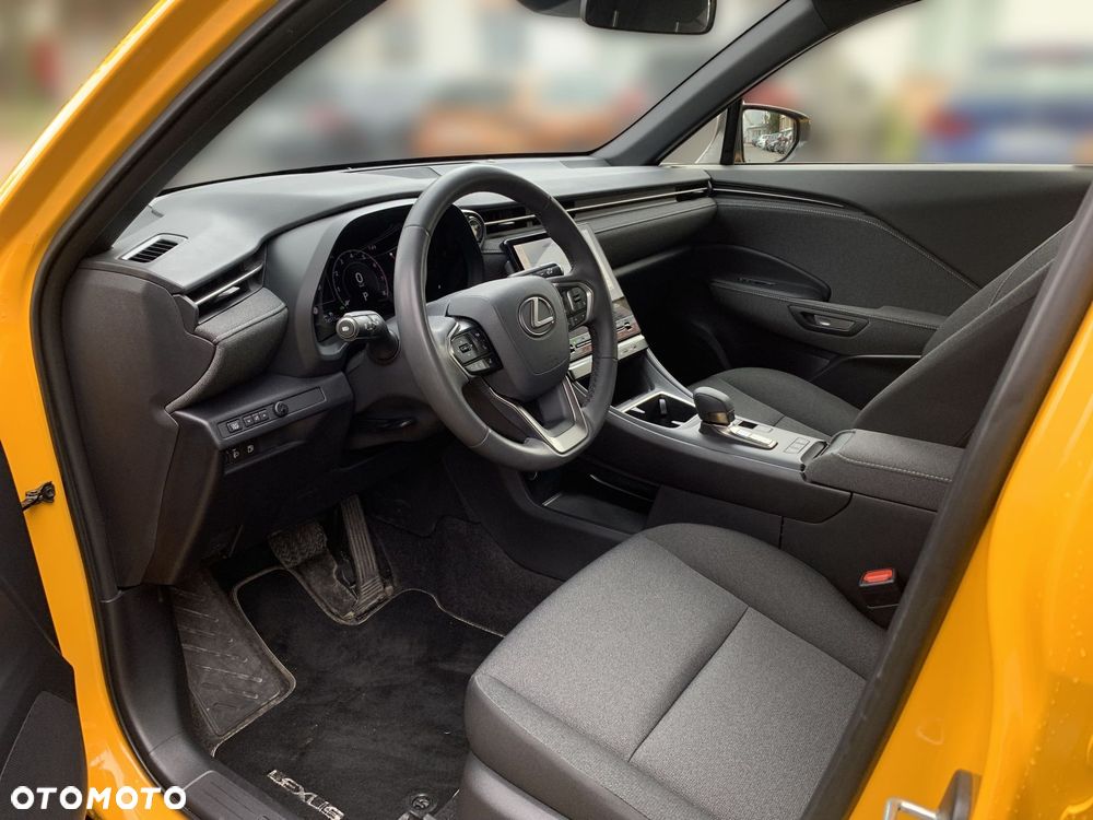 Lexus LBX 1.5 Hybrid - 14