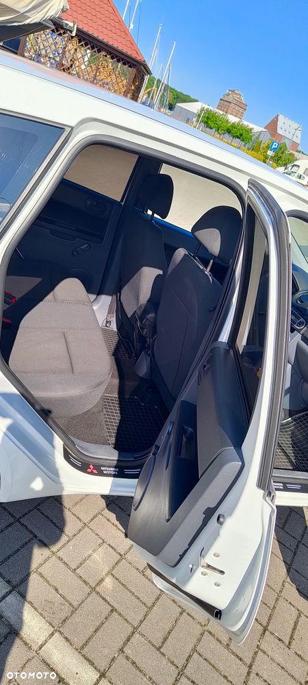 Mitsubishi Colt 1.3 Inform - 22
