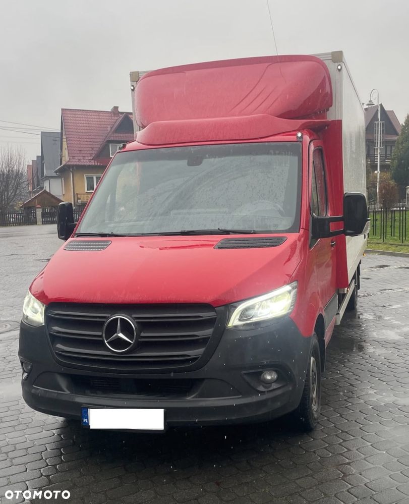 Mercedes-Benz Sprinter - 2