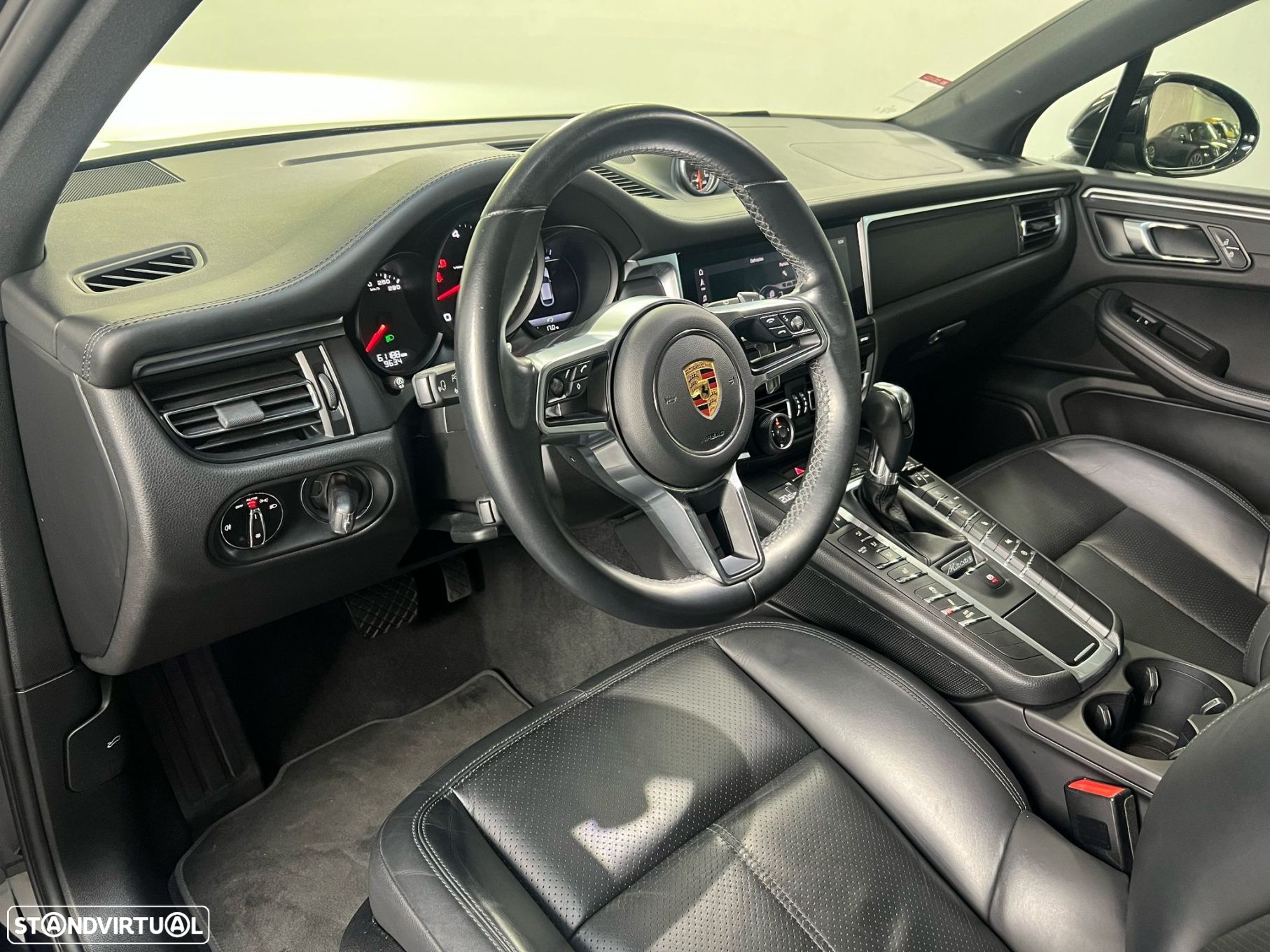 Porsche Macan Standard - 5
