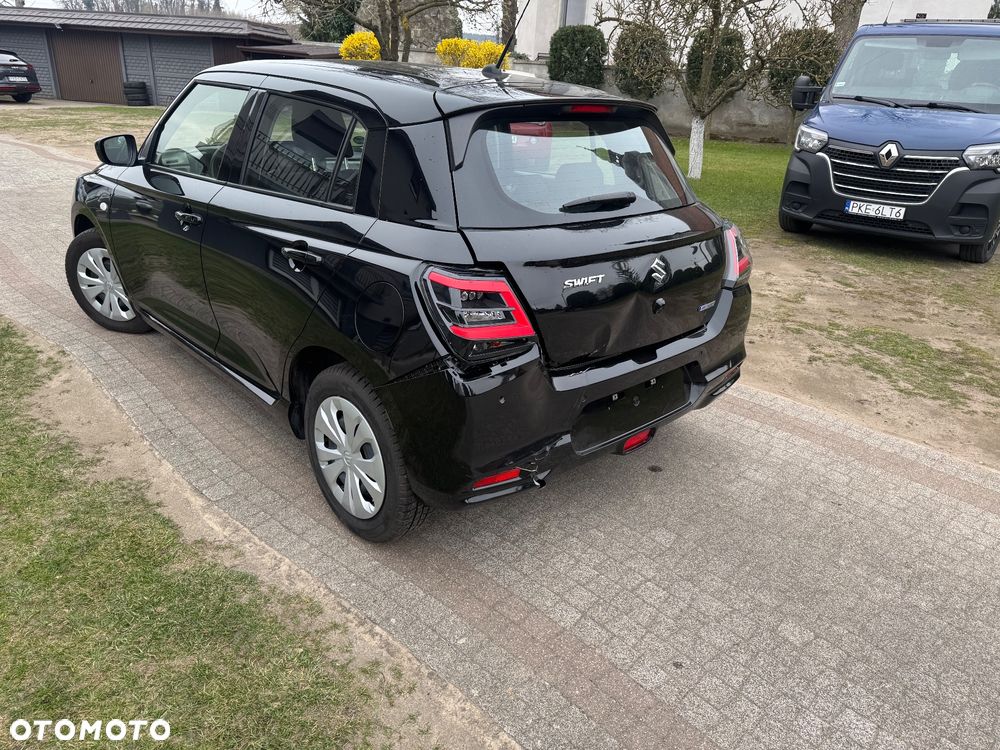 Suzuki Swift 1.2 Dualjet Hybrid MT Club - 11