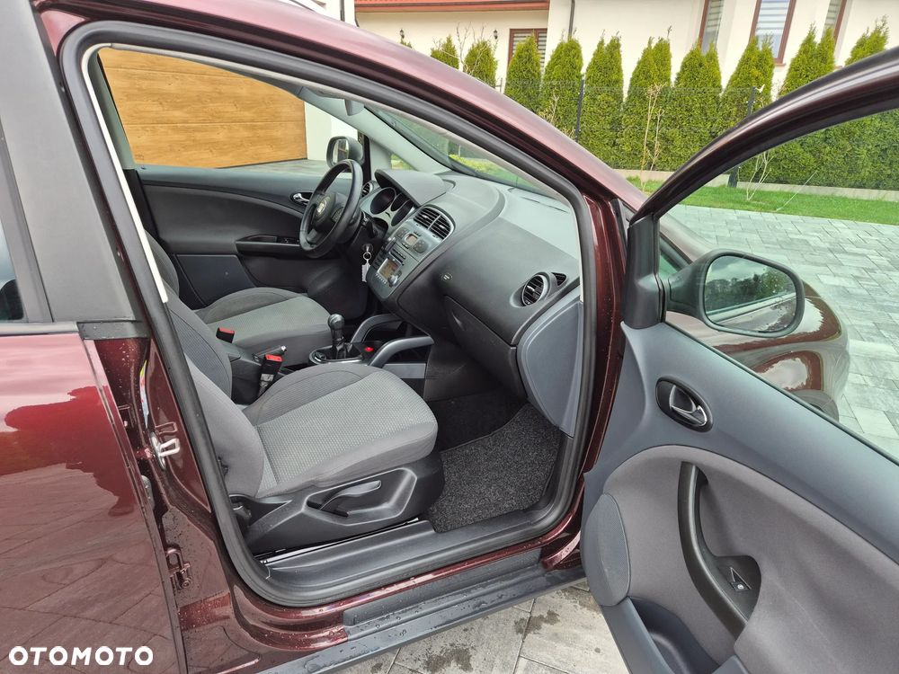 Seat Altea XL 1.6 Stylance - 10