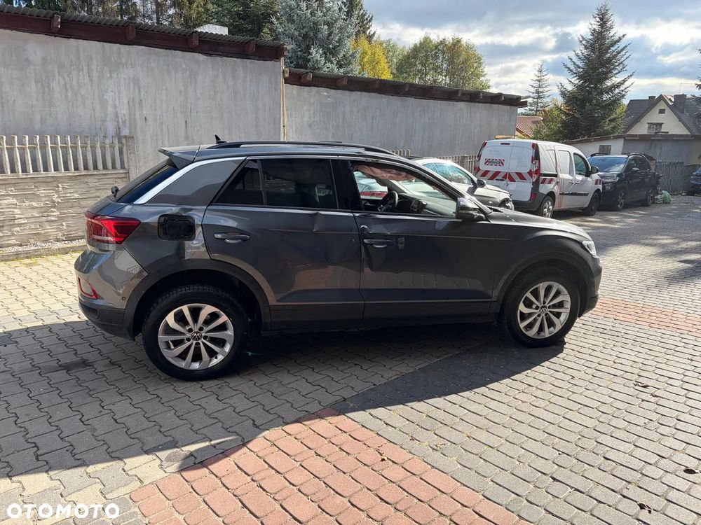 Volkswagen T-Roc 2025 photo 3