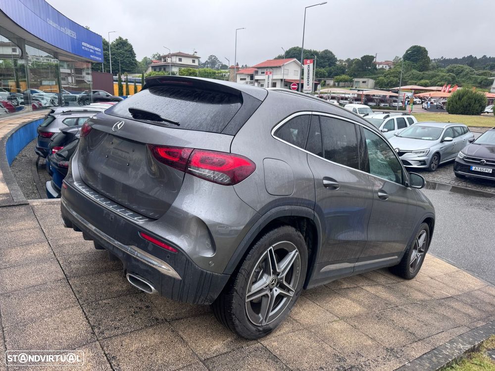 Mercedes-Benz GLA 250 e AMG Line - 3