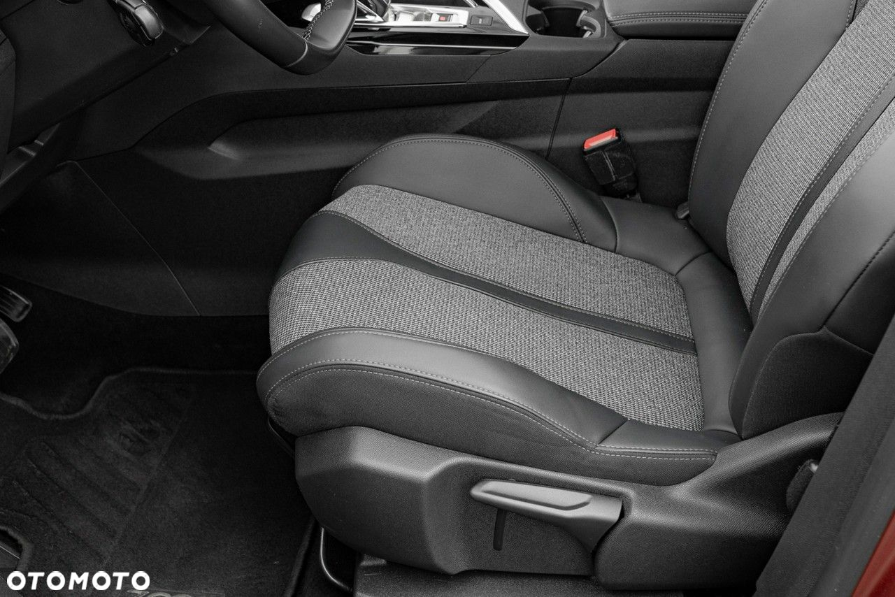 Peugeot 3008 1.2 PureTech GPF Allure S&S EAT8 - 16