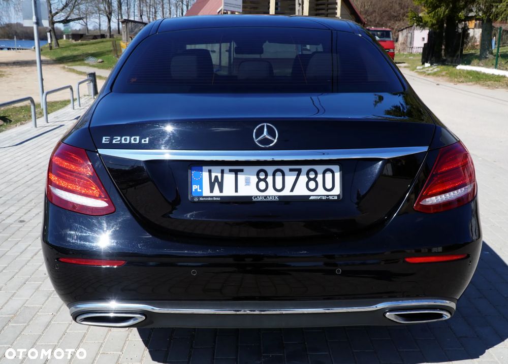 Mercedes-Benz Klasa E - 8