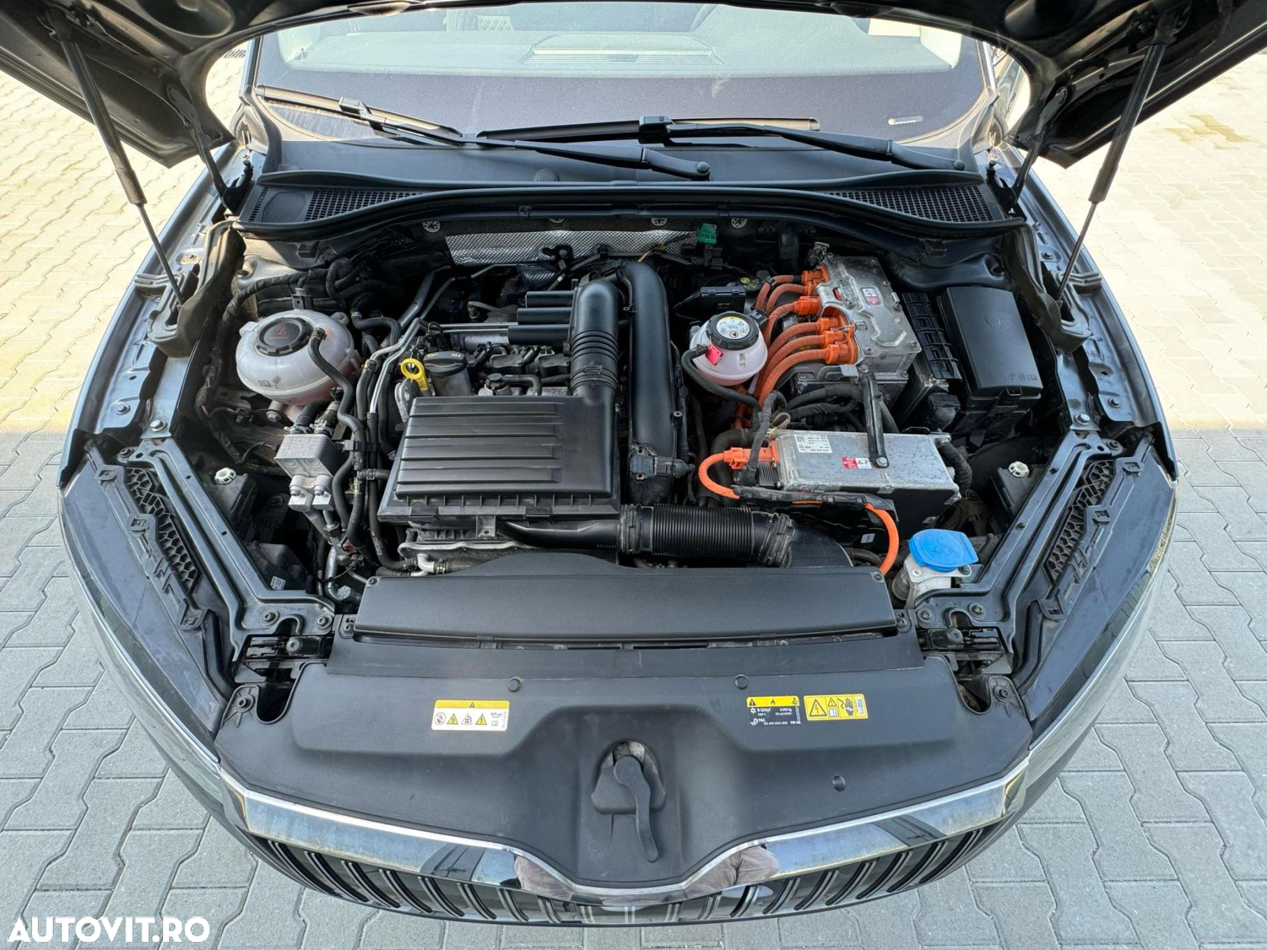 Skoda Superb Combi 1.4 TSI iV DSG Ambition - 34