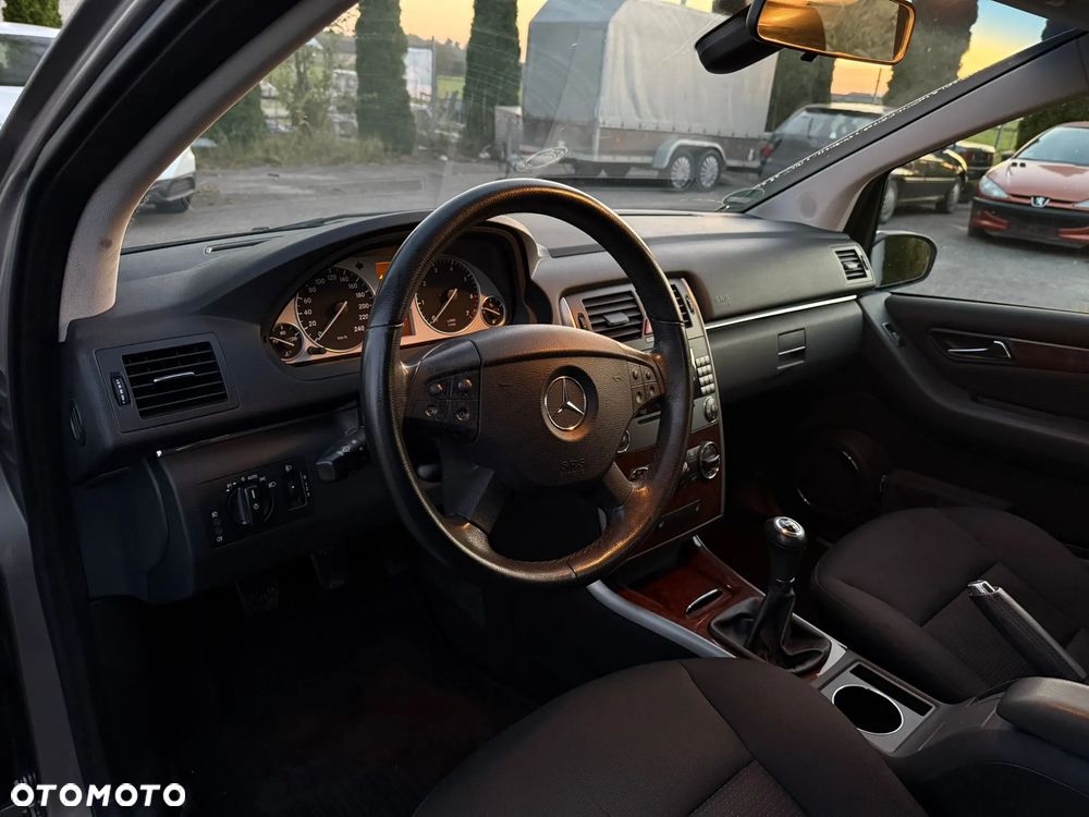 Mercedes-Benz Klasa B 170 Special Edition - 14