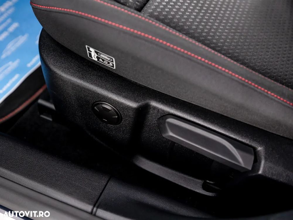 Ford Focus 1.0 EcoBoost Hybrid ST-LINE STYLE - 17