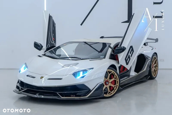 Lamborghini Aventador LP 700-4