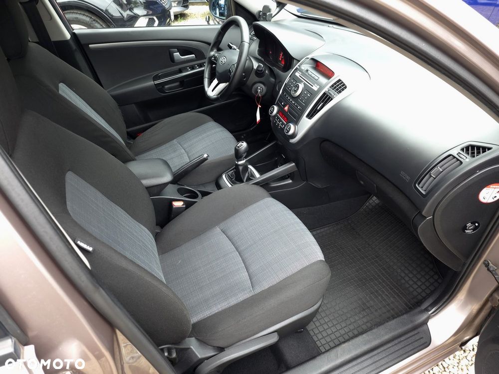 Kia Ceed 1.6 Crdi Comfort - 13