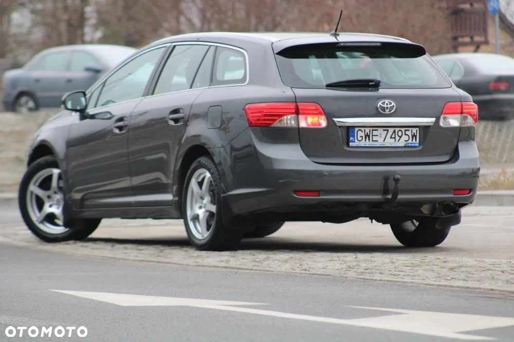 Toyota Avensis 1.6 Business Edition - 35