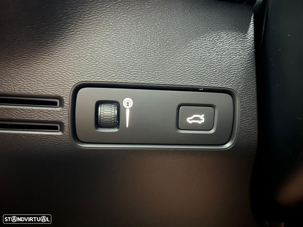 Volvo C40 - 33