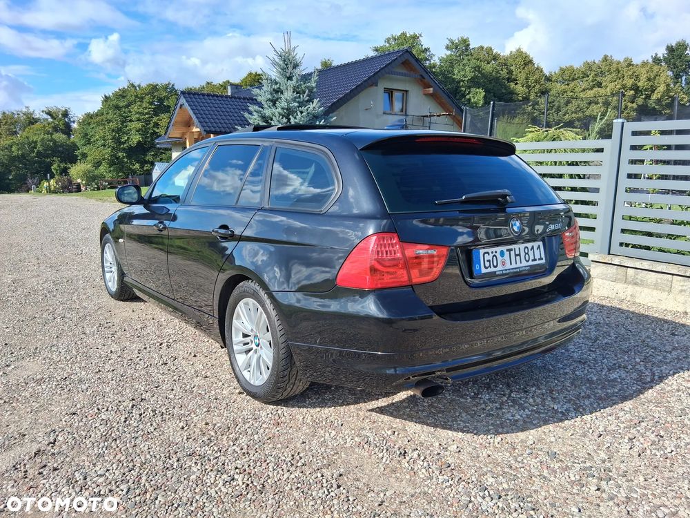 BMW Seria 3 318i Edition Lifestyle - 4