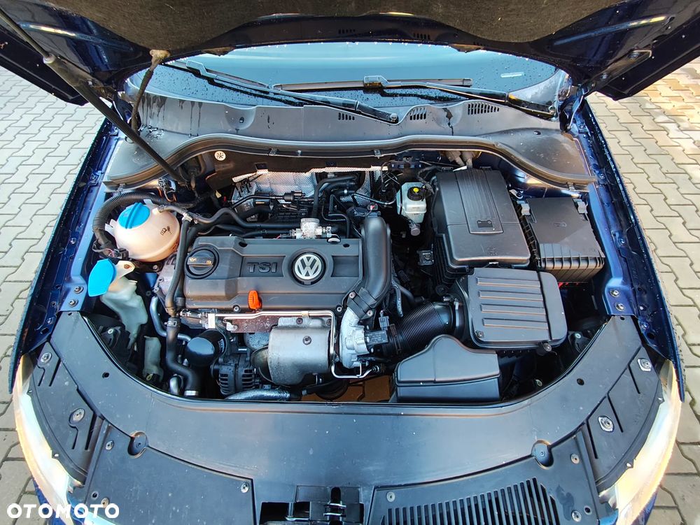 Volkswagen Passat - 17