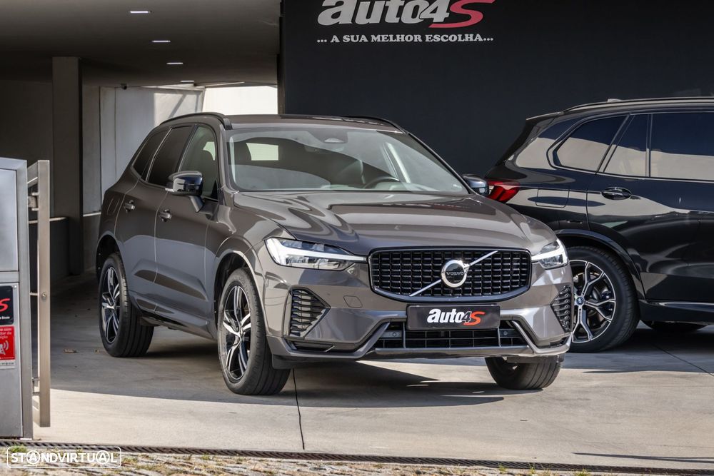 Volvo XC 60 2.0 B4 R-Design Geartronic - 3