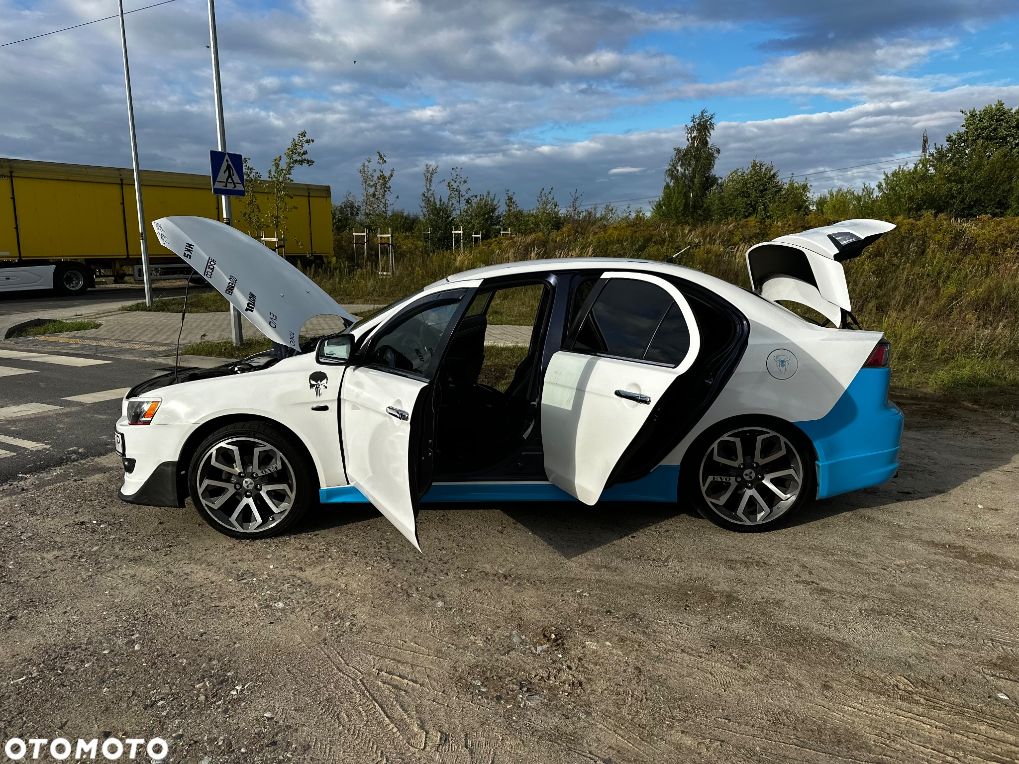 Mitsubishi Lancer - 12