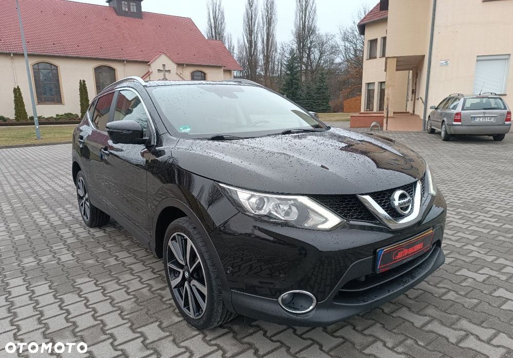 Nissan Qashqai - 1