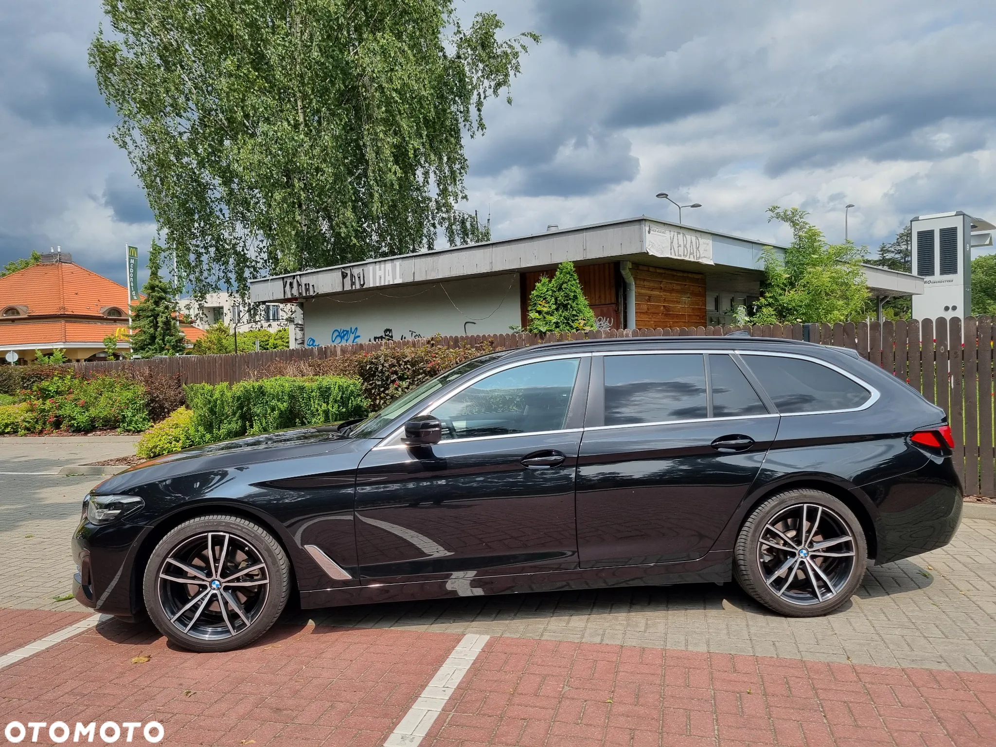 BMW Seria 5 520d Touring - 3