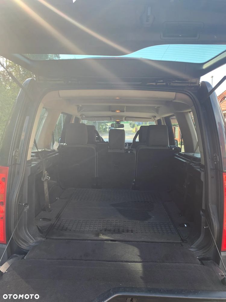 Land Rover Discovery III 2.7D V6 SE - 16