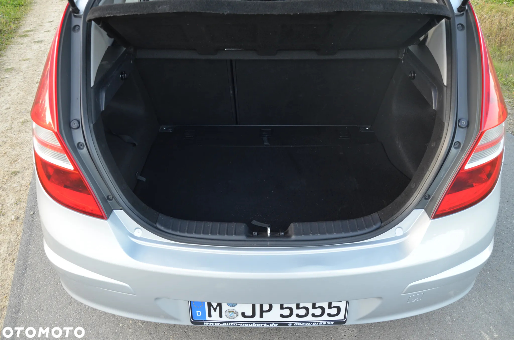 Hyundai i30 1.4 FIFA WM Edition - 26