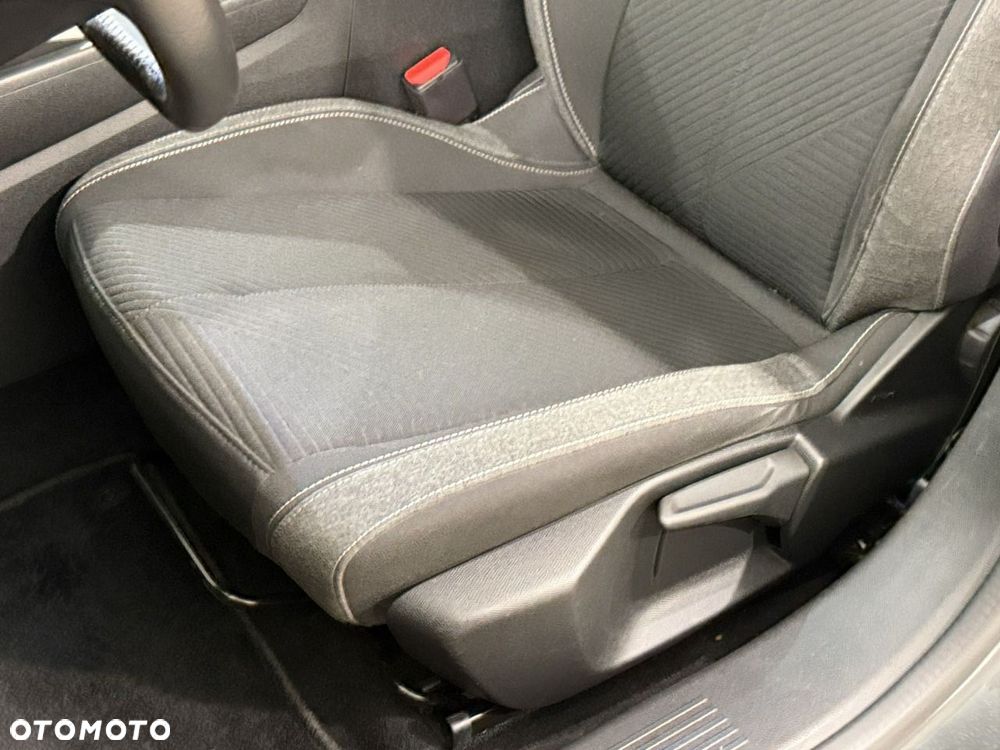Peugeot 308 - 18