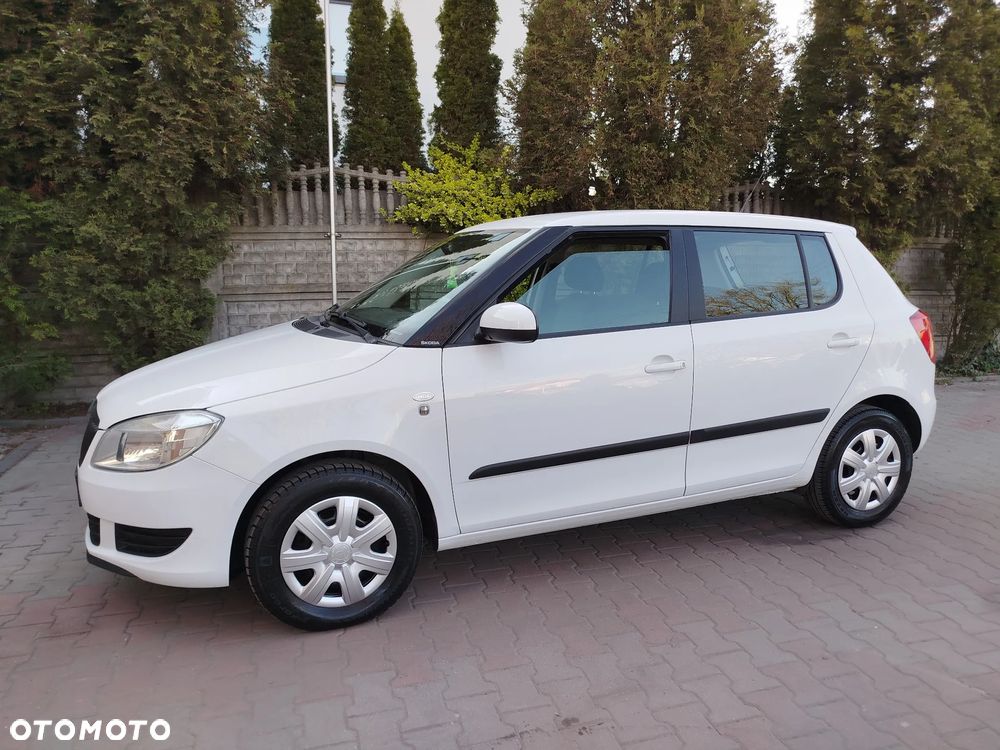 Skoda Fabia 1.2 HTP Active - 8