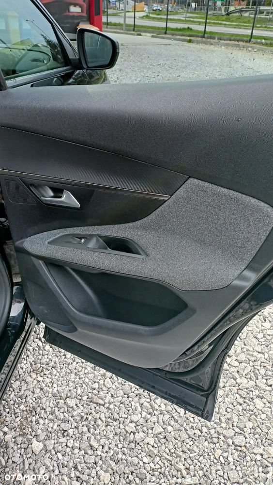 Peugeot 3008 1.6 BlueHDi Allure S&S EAT6 - 15