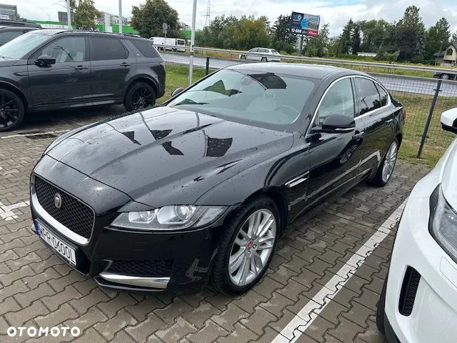 Jaguar XF 2.0 i4D Prestige - 3