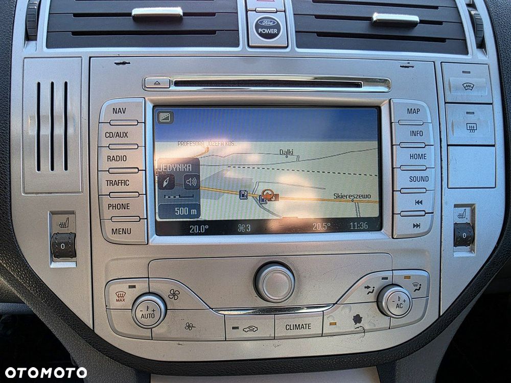 Ford Kuga 2.0 TDCi 2x4 Titanium - 4