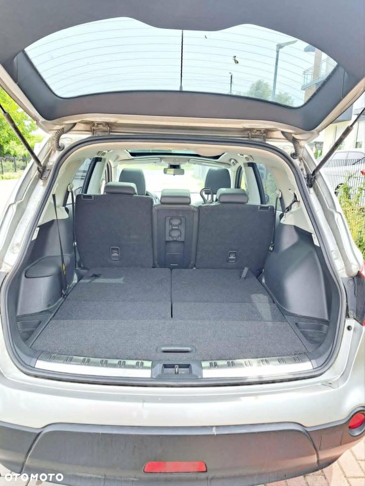Nissan Qashqai+2 2.0 360 - 8