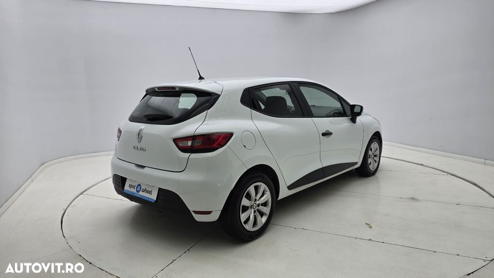 Renault Clio IV dCi Zen - 6