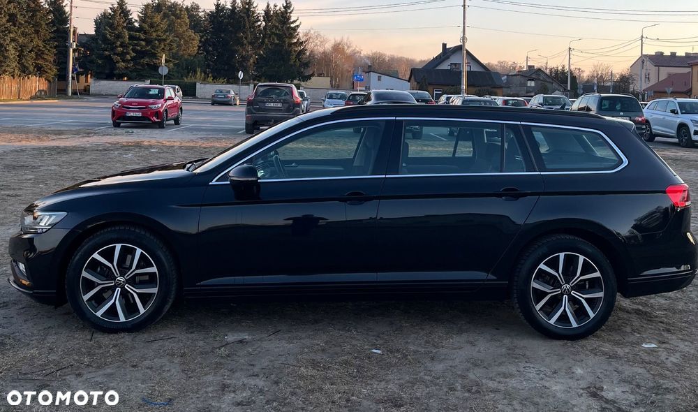 Volkswagen Passat - 3