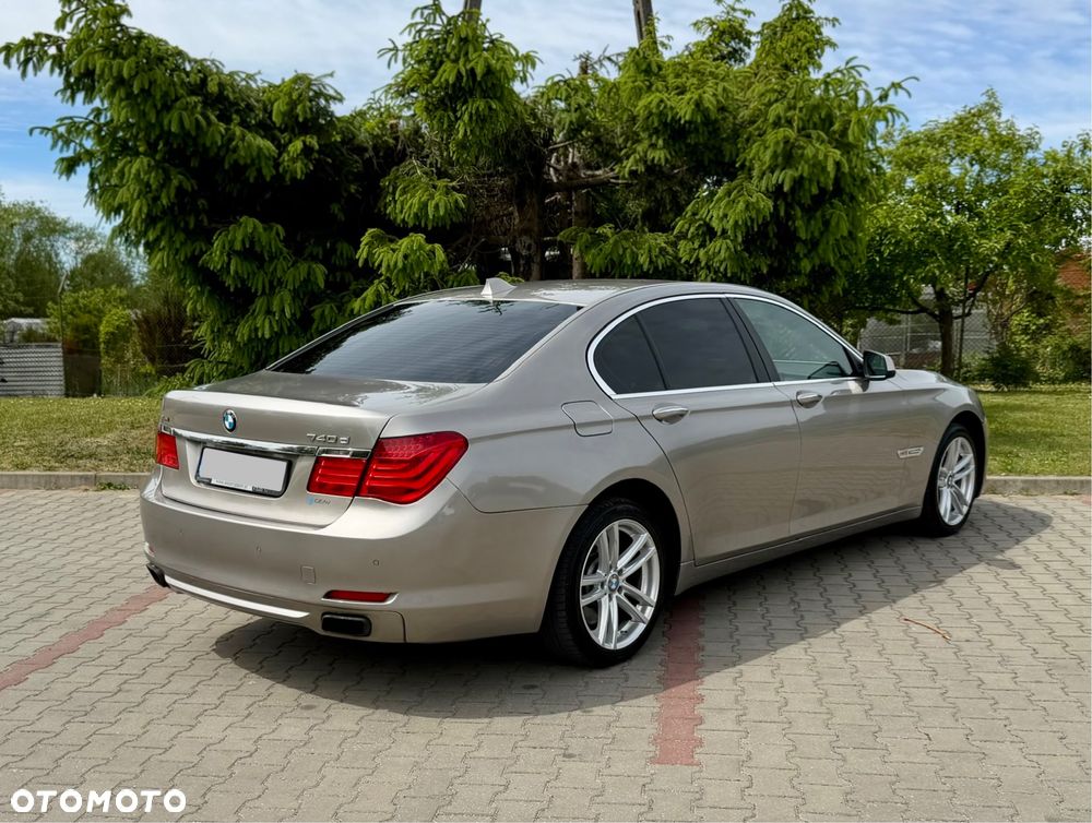 BMW Seria 7 740d xDrive - 4