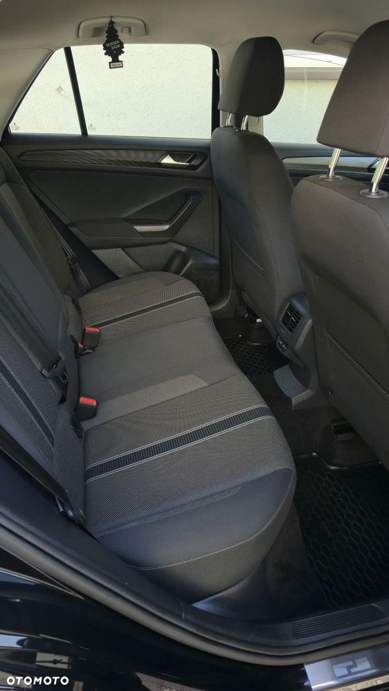 Volkswagen T-Roc 1.0 TSI Active - 17