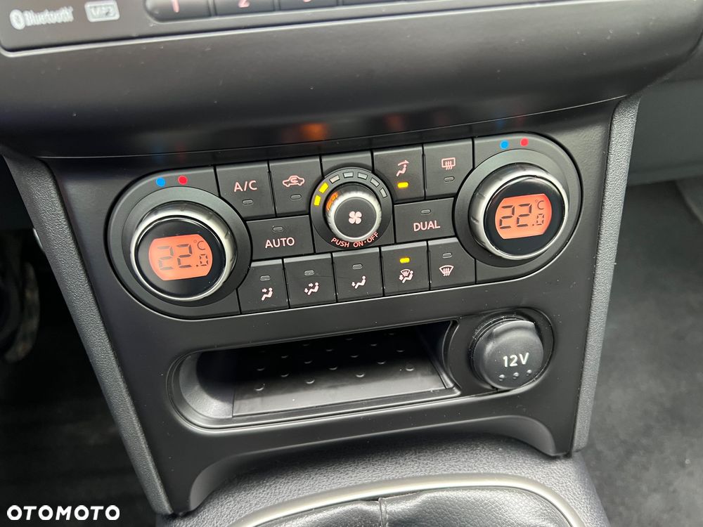 Nissan Qashqai 2.0 dCi DPF I-Way - 19