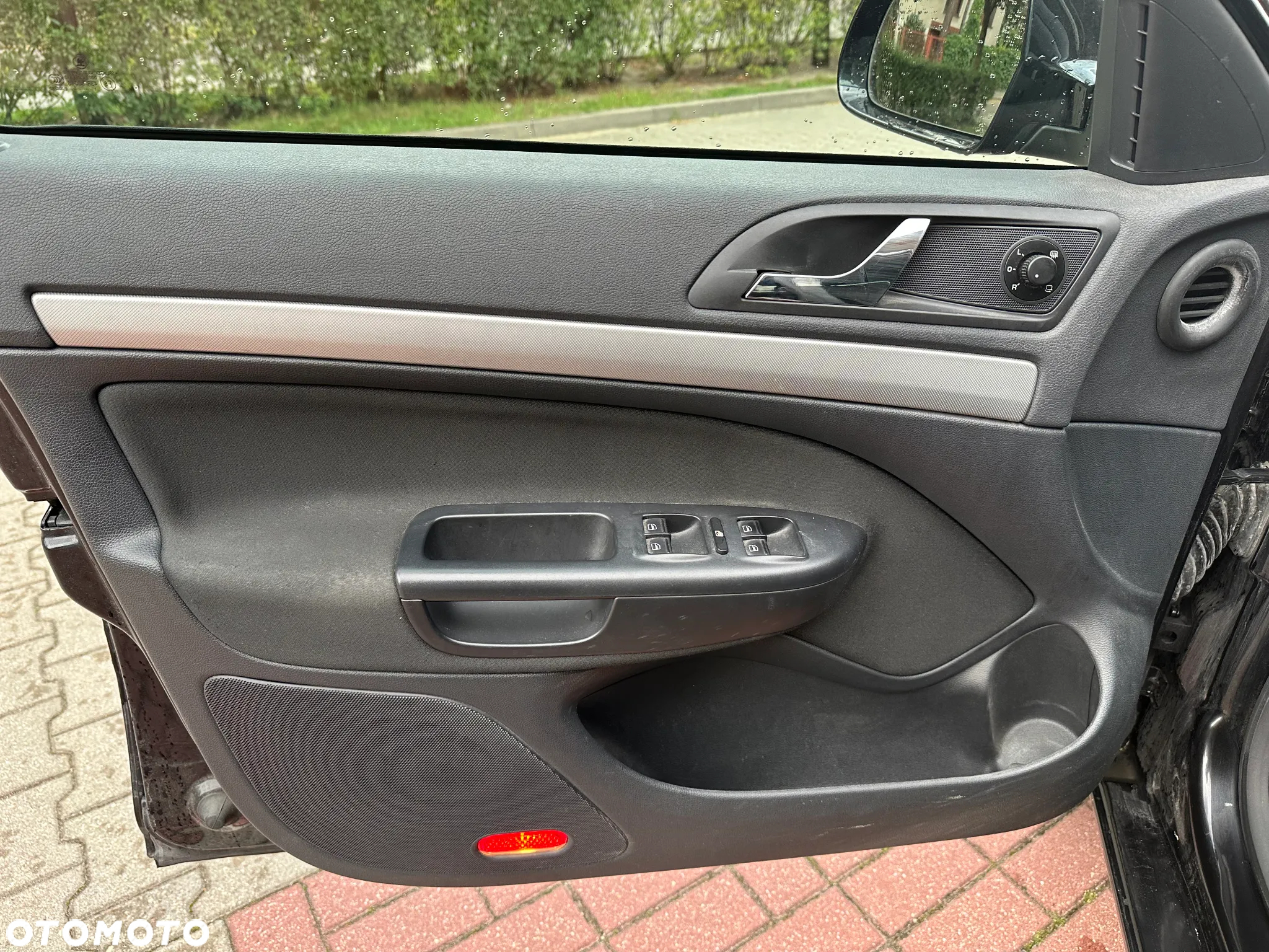 Skoda Octavia 1.6 TDI DPF DSG Ambition - 10