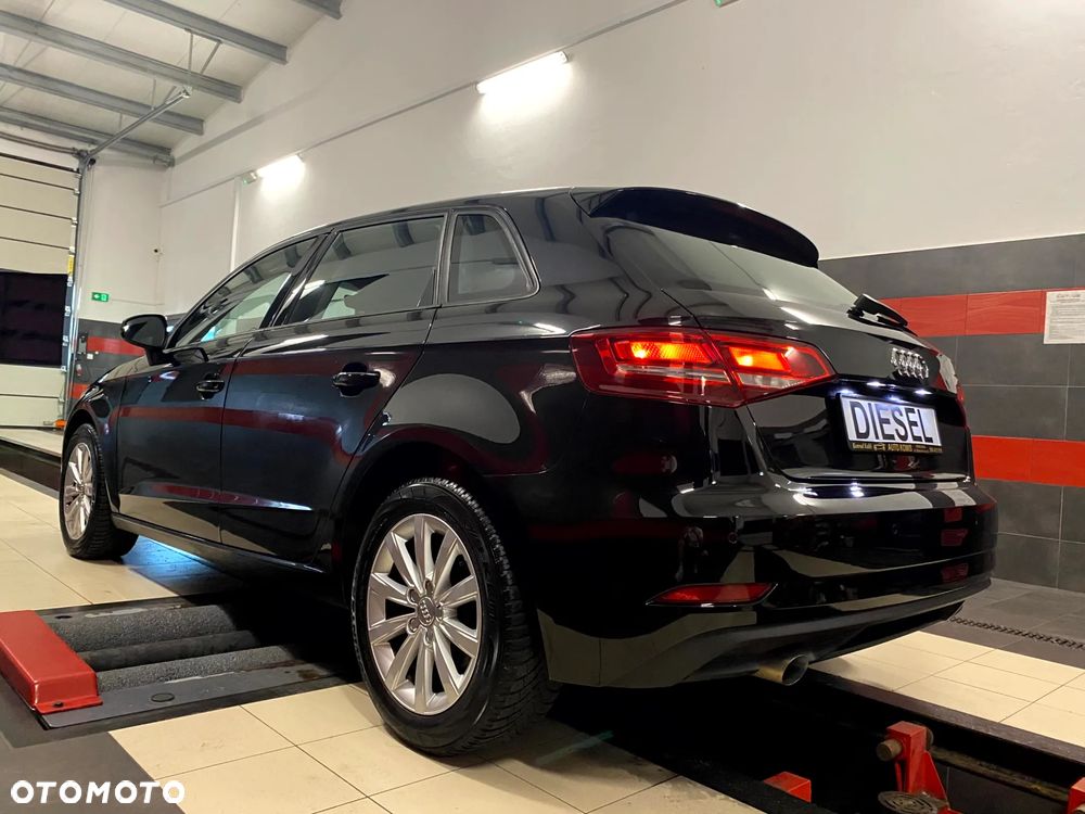 Audi A3 Sportback 1.6 TDI Sport - 12