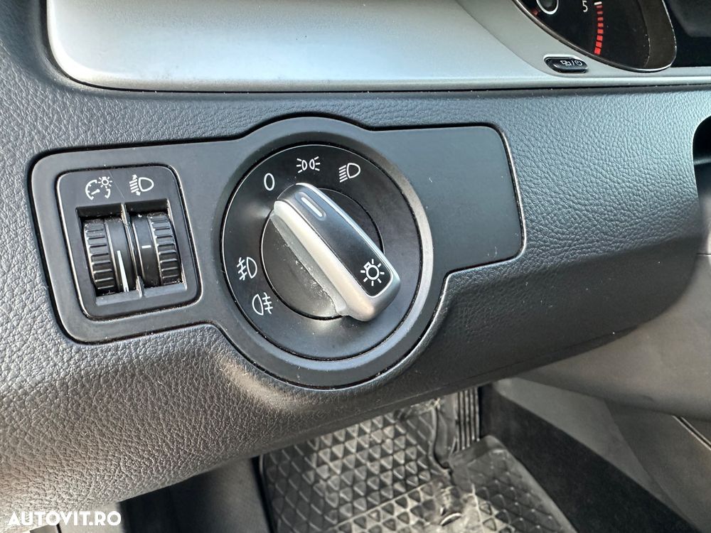 Volkswagen Passat Variant 2.0 TDI DSG BlueMotion Technology Comfortline - 15