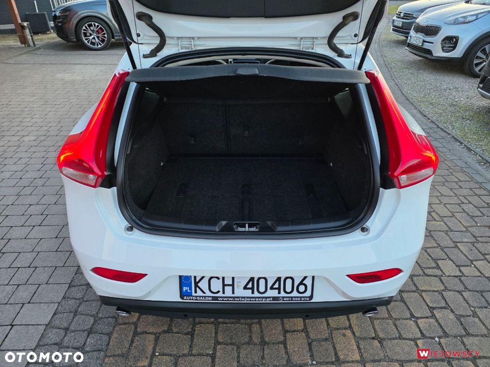 Volvo V40 - 13
