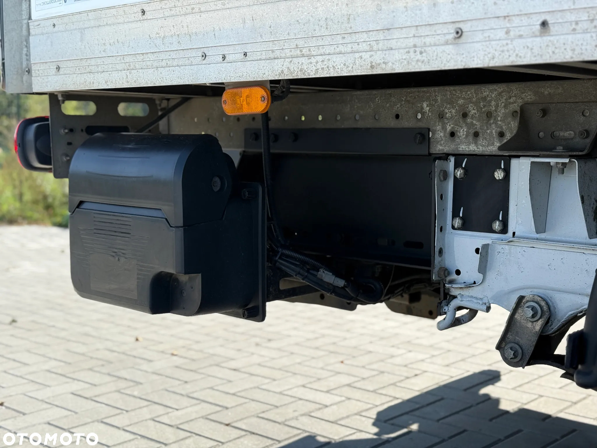 Fiat Ducato 2.3 140KM / Kontener 4,2m 8EP + Winda Dhollandia 750kg / 178.500KM / PO SERWISIE / ZAREJESTROWANY W PL - 20