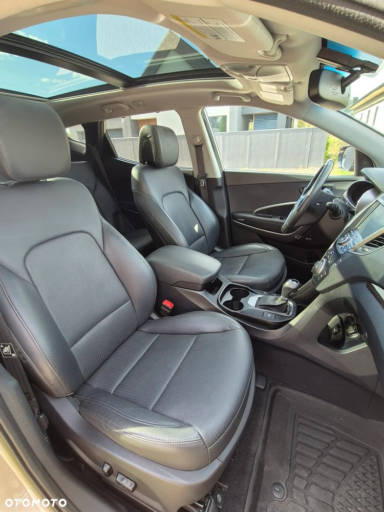 Hyundai Santa Fe 2.0 T Sport Utility - 19